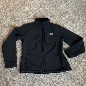 Women’s North Face coat